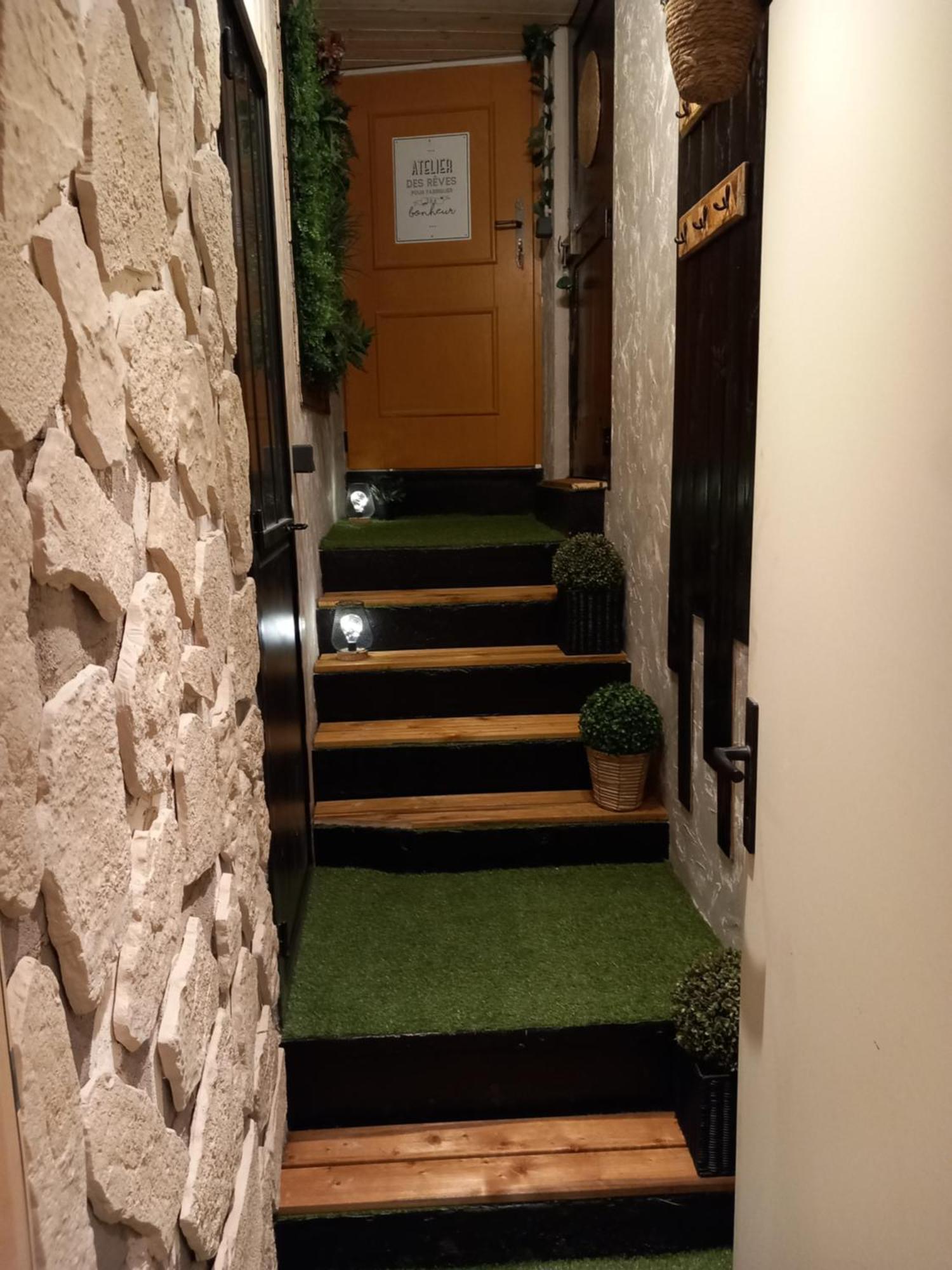Les Loges Du Theatre Degustation Champagne Offerte Jacuzzi Sauna Jeux Velos Maison Prive 150M2 Historique 14Pers Max Emplacement Exceptionnel Et Chic, 200M De L'Avenue De Champagne, Gare, Musee, Jardins, Restaurations, Toutes Commodites Эперне Экстерьер фото